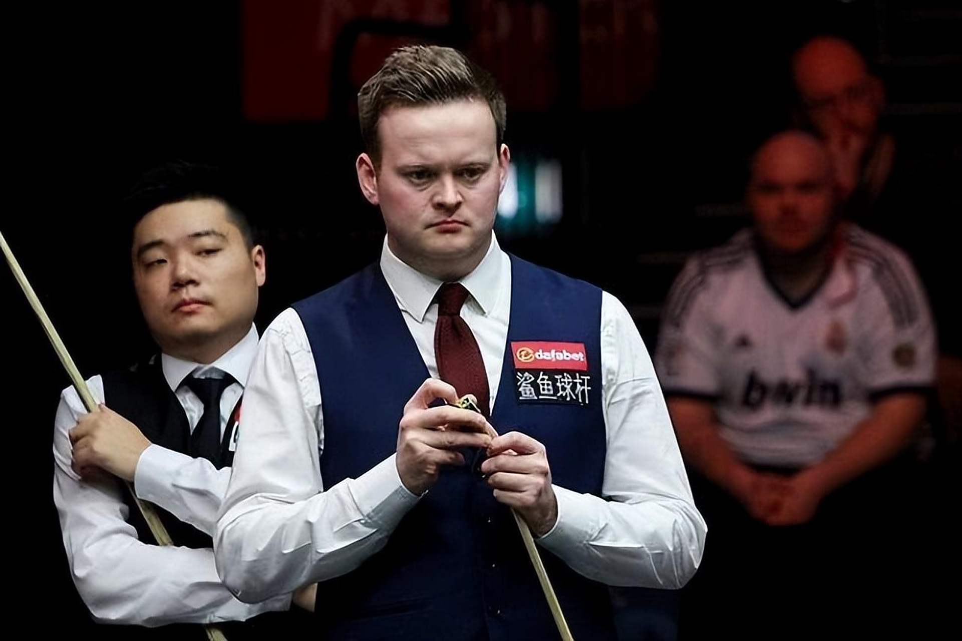 作为独立于 作为独立于